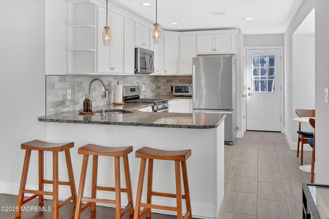 380 Navesink Avenue, Highlands, NJ 07732