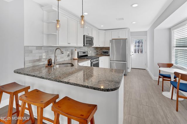 380 Navesink Avenue, Highlands, NJ 07732