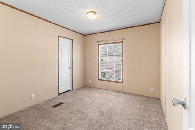 1733 BARBARA CIR, Bear, DE 19701
