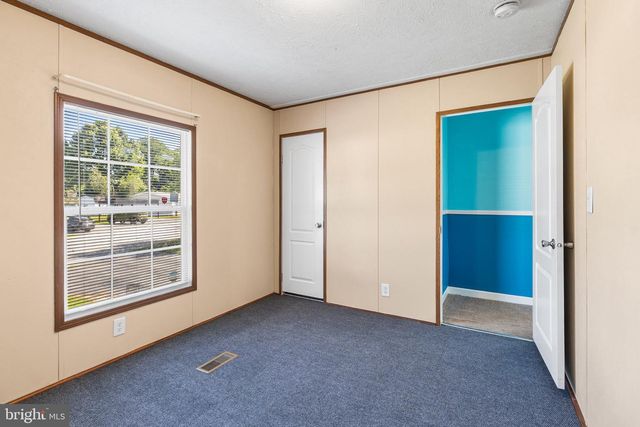1733 BARBARA CIR, Bear, DE 19701