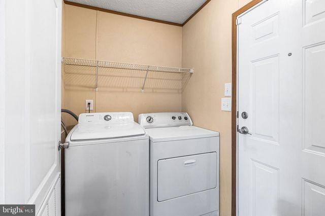 1733 BARBARA CIR, Bear, DE 19701