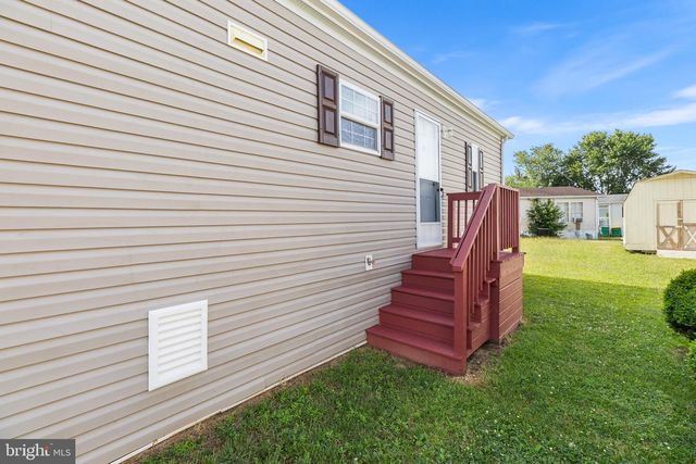 1733 BARBARA CIR, Bear, DE 19701