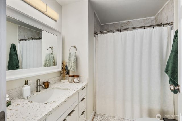 815 NE 2nd Avenue NE, Puyallup, WA 98372