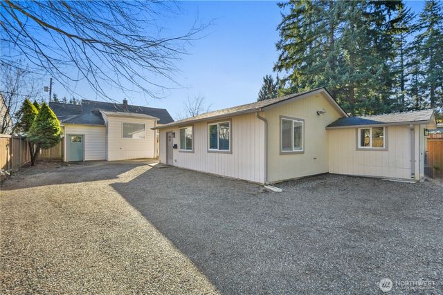 815 NE 2nd Avenue NE, Puyallup, WA 98372