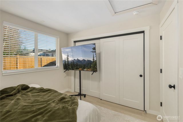 815 NE 2nd Avenue NE, Puyallup, WA 98372