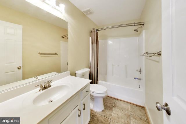8071 CLARK STATION RD, Severn, MD 21144