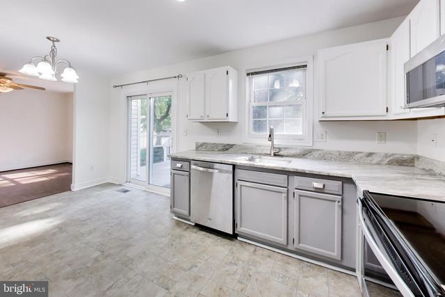8071 CLARK STATION RD, Severn, MD 21144