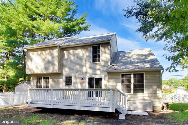 8071 CLARK STATION RD, Severn, MD 21144