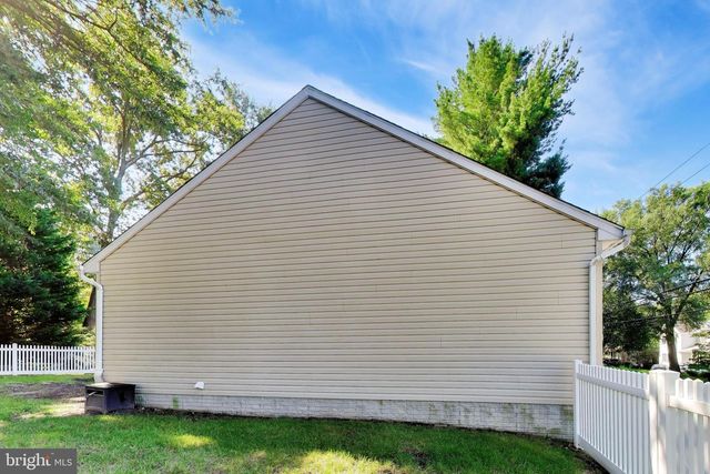 8071 CLARK STATION RD, Severn, MD 21144