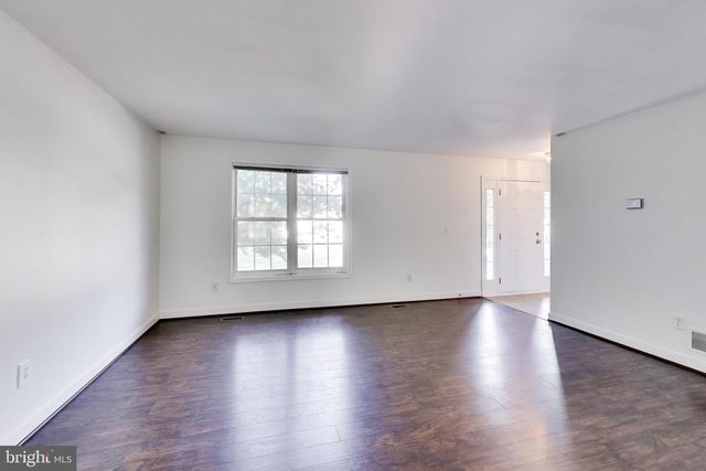 8071 CLARK STATION RD, Severn, MD 21144