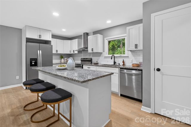 3541 Delgany Drive, Charlotte, NC 28215