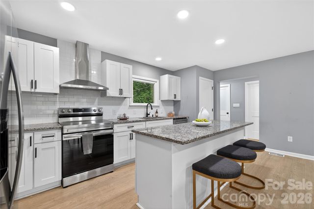 3541 Delgany Drive, Charlotte, NC 28215