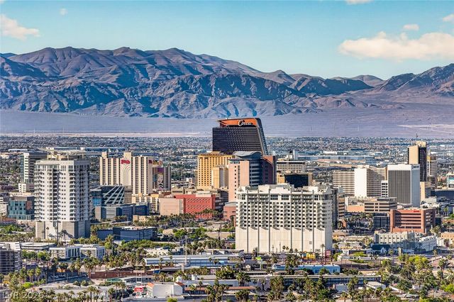 322 Karen Avenue 4207, Las Vegas, NV 89109