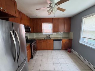 120 Vredenburgh Avenue 2, Yonkers, NY 10704