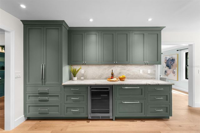 1110 S DUNBAR AVENUE, Tampa, FL 33629