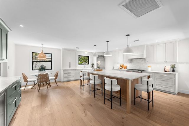 1110 S DUNBAR AVENUE, Tampa, FL 33629