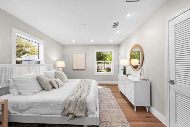 1110 S DUNBAR AVENUE, Tampa, FL 33629