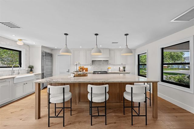 1110 S DUNBAR AVENUE, Tampa, FL 33629