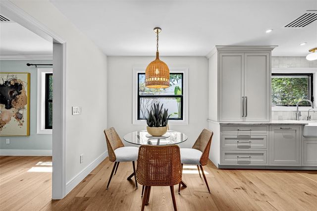 1110 S DUNBAR AVENUE, Tampa, FL 33629