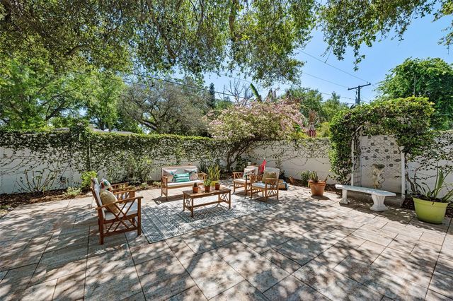 1110 S DUNBAR AVENUE, Tampa, FL 33629