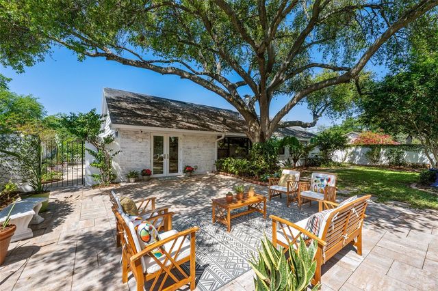 1110 S DUNBAR AVENUE, Tampa, FL 33629