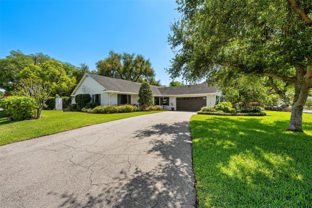 1110 S DUNBAR AVENUE, Tampa, FL 33629