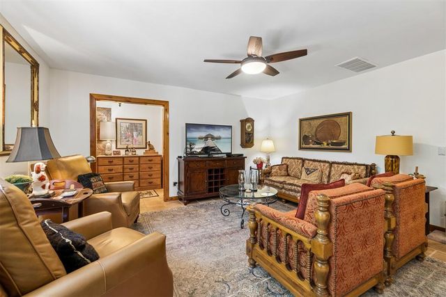 3824 Smoking Oaks Drive, Oklahoma City, OK 73150