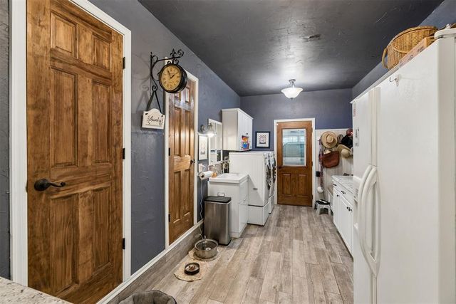 3824 Smoking Oaks Drive, Oklahoma City, OK 73150