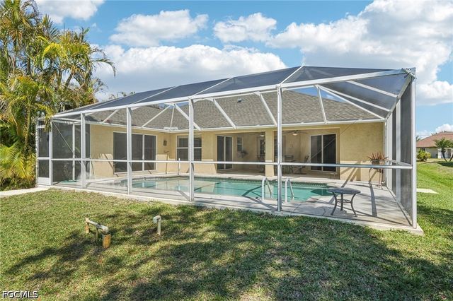 4007 11th ST W, Lehigh Acres, FL 33971