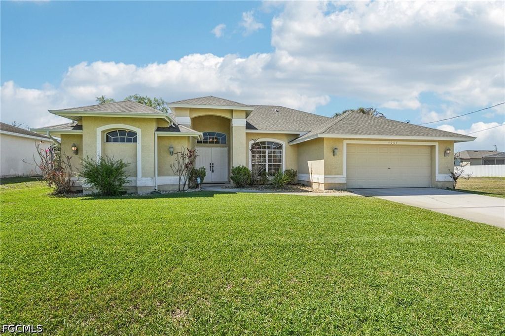 4007 11th ST W, Lehigh Acres, FL 33971