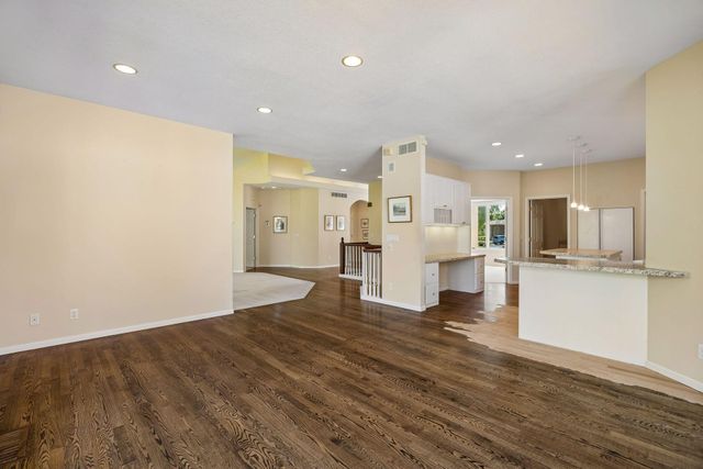 11464 Telluride Trail, Minnetonka, MN 55305