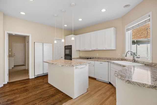 11464 Telluride Trail, Minnetonka, MN 55305