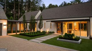 3 Sardis Trail, Chattahoochee Hills, GA 30268