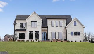 2445 Sunflower Drive, Hoschton, GA 30548