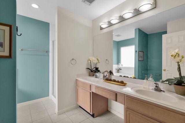 908 Victoria Lakes Drive, Katy, TX 77493