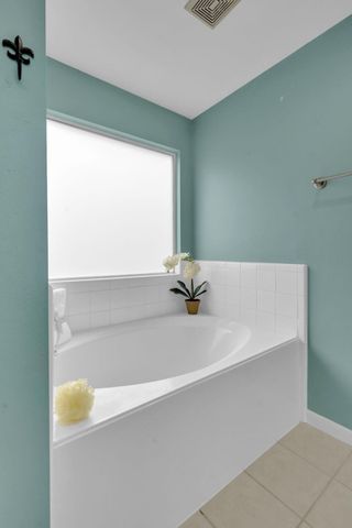 908 Victoria Lakes Drive, Katy, TX 77493