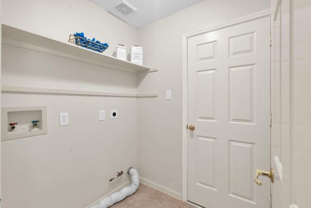 908 Victoria Lakes Drive, Katy, TX 77493