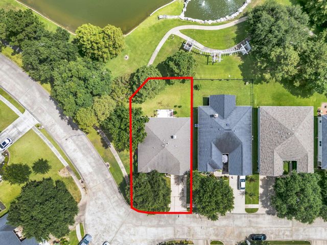 908 Victoria Lakes Drive, Katy, TX 77493