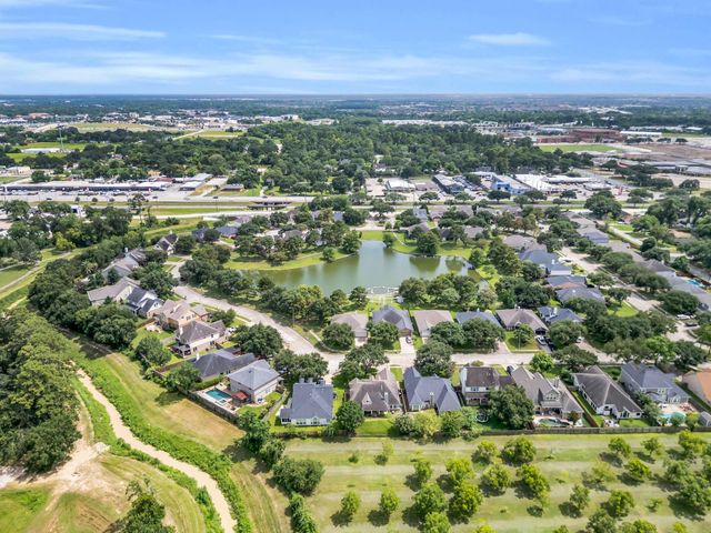 908 Victoria Lakes Drive, Katy, TX 77493