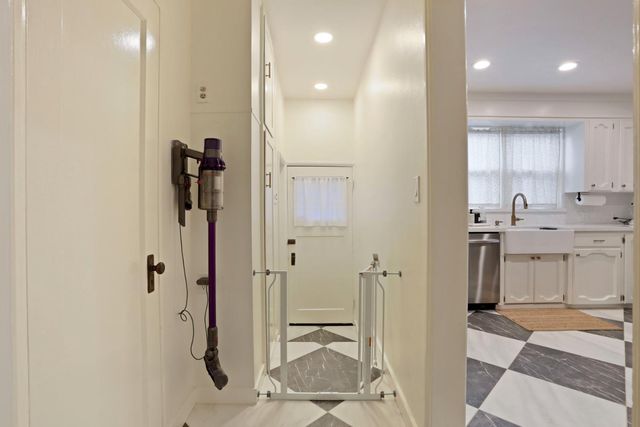 914 S Pleasant Ave, Lodi, CA 95240