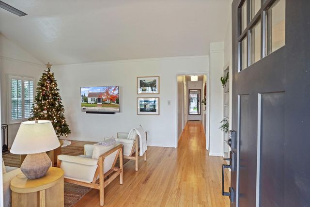 914 S Pleasant Ave, Lodi, CA 95240