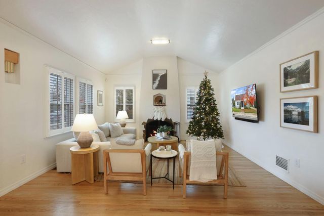 914 S Pleasant Ave, Lodi, CA 95240