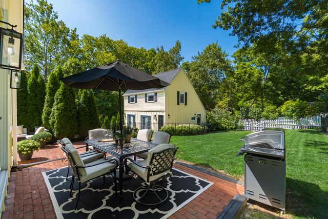 211 S Main, Granville, OH 43023