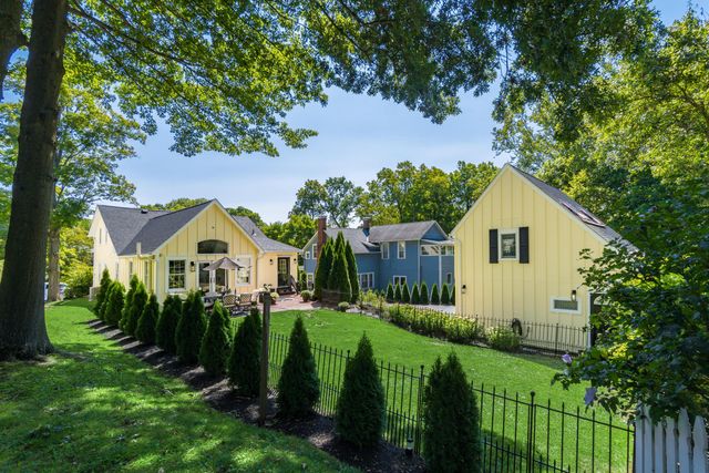 211 S Main, Granville, OH 43023