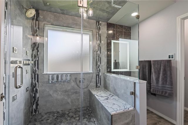 207 Fox Springs Court, Dickinson, TX 77539