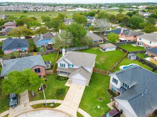 207 Fox Springs Court, Dickinson, TX 77539