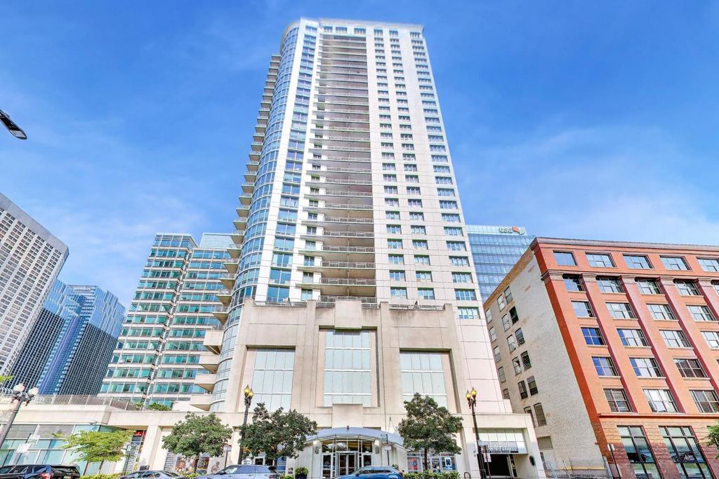 125 S Jefferson Street 1005, Chicago, IL 60661 — exterior