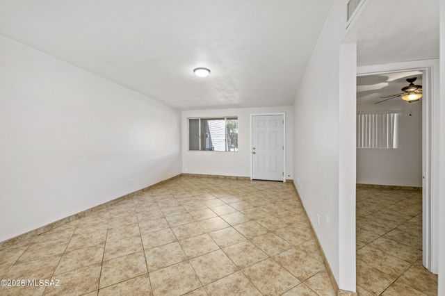 3362 E Fort Lowell Road, Tucson, AZ 85716