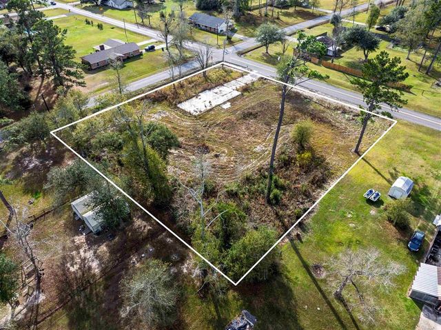 422 Debra Lane, Moss Bluff, LA 70611