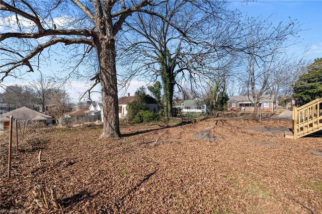 212 Laura Wall Boulevard, Winston-salem, NC 27101